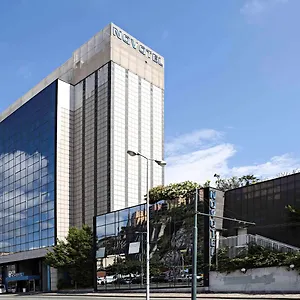 4* Ξενοδοχείο Novotel